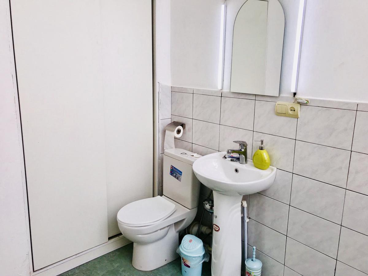 Check-In Apartment Near Fountain Square Vidadi Str Baku Ngoại thất bức ảnh