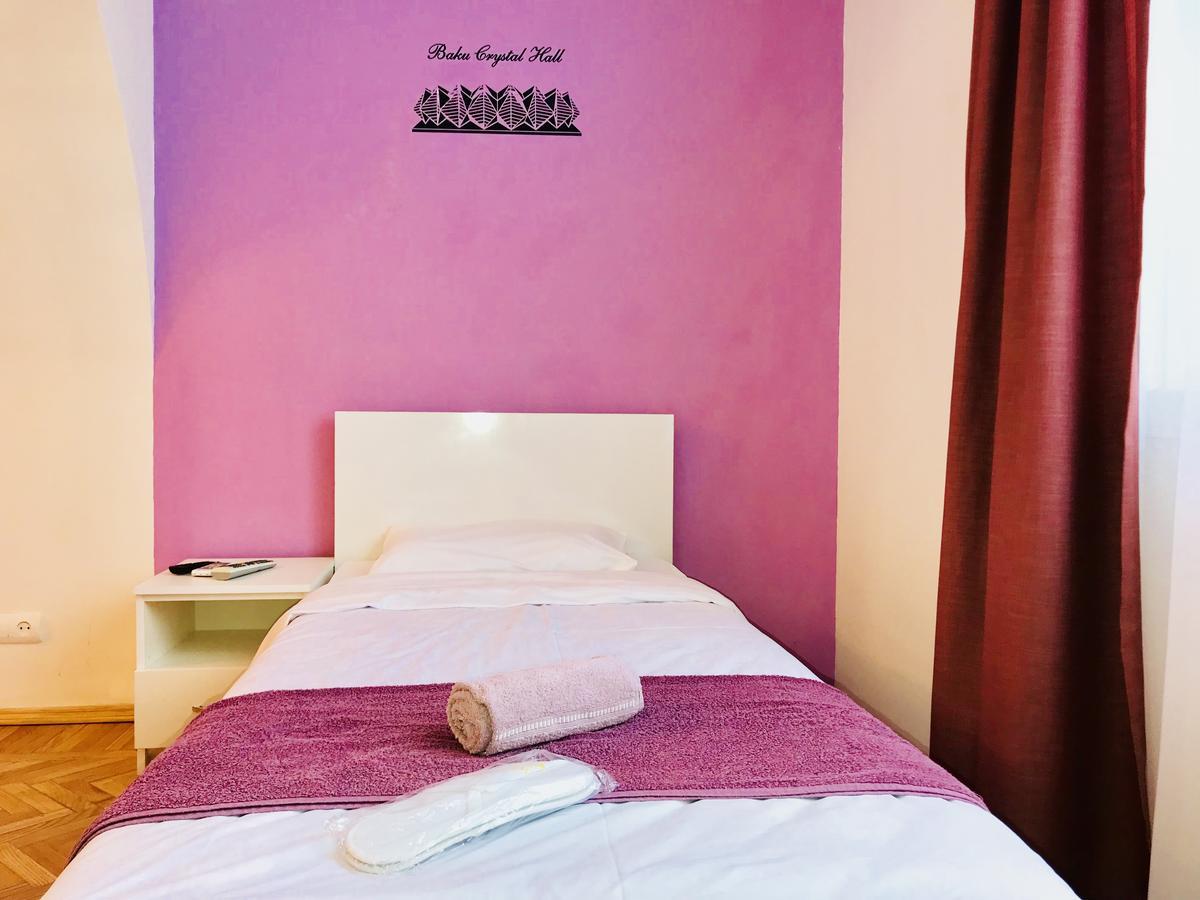 Check-In Apartment Near Fountain Square Vidadi Str Baku Ngoại thất bức ảnh