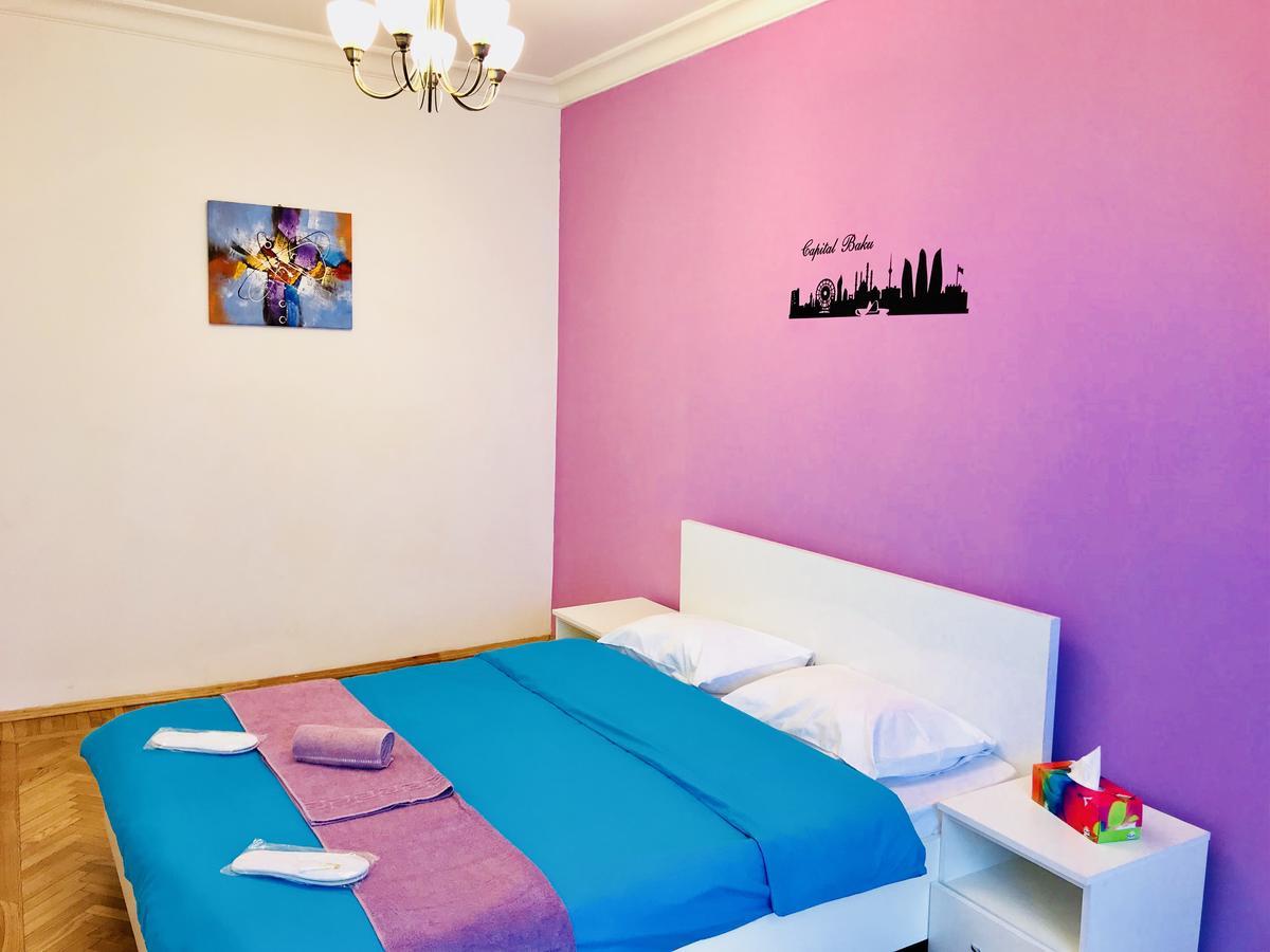 Check-In Apartment Near Fountain Square Vidadi Str Baku Ngoại thất bức ảnh