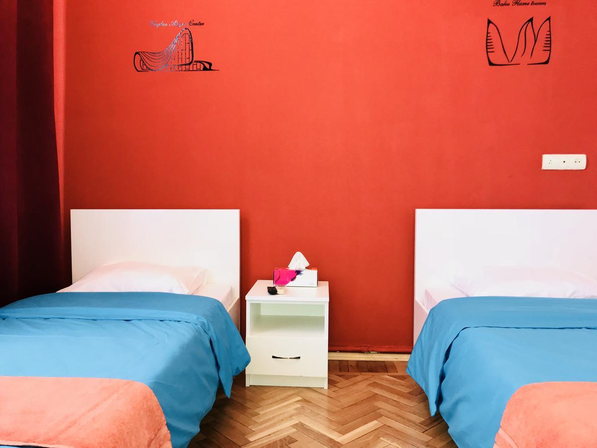 Check-In Apartment Near Fountain Square Vidadi Str Baku Ngoại thất bức ảnh