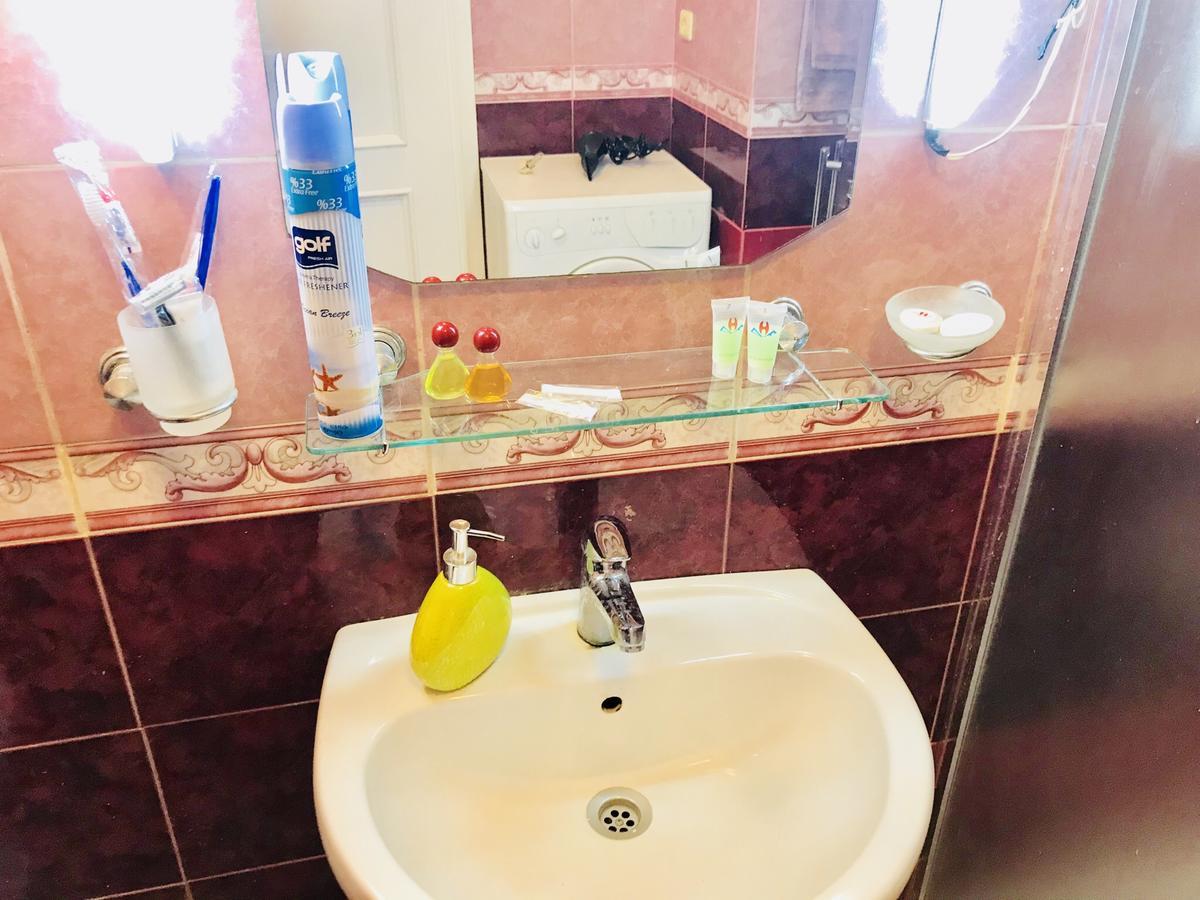 Check-In Apartment Near Fountain Square Vidadi Str Baku Ngoại thất bức ảnh